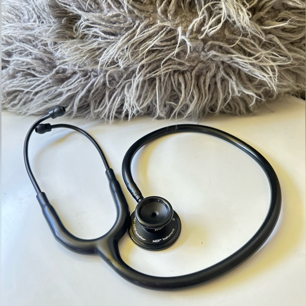 MDF Instrument Lightweight Stethoscope (Dual Head)